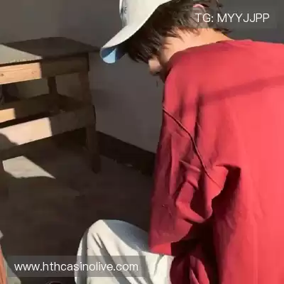 薛莺碧
